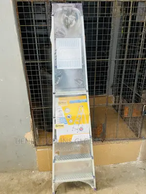 6 Step One Side Ladder