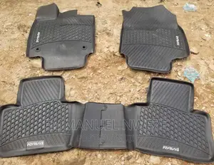 Toyota Rav4 Floor Mats