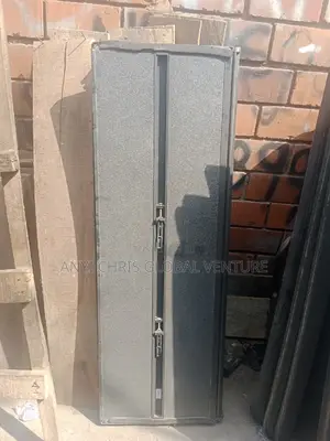 Toyota Hilux Booth Cover Fiber Folding Use One