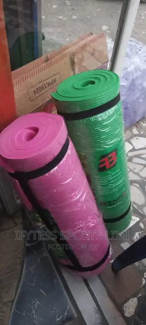 Bodyft Thick Yoga Mat