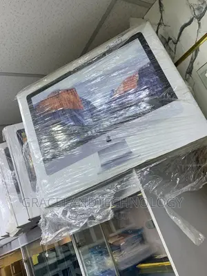 Desktop Computer Apple iMac 32GB Intel Core i7 SSD 1T