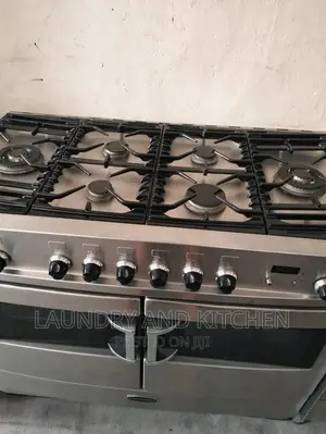 6 Burner Industrial Gas Cooker With Stainless Steel Body