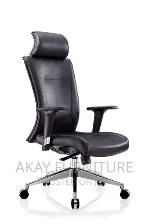 Executive Leather Swivel Office Chair