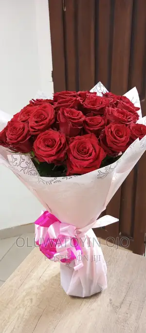 Valentine's Red Roses Bouquet