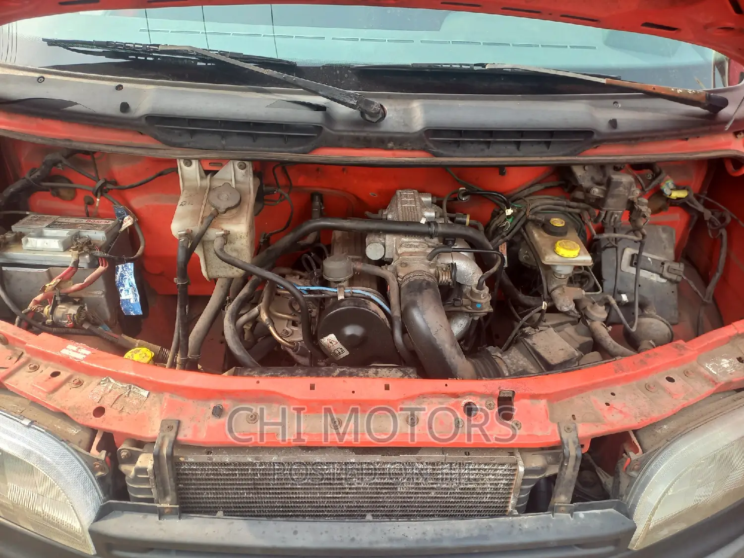 Ford Transit 2002 Orange