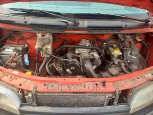 Ford Transit 2002 Orange