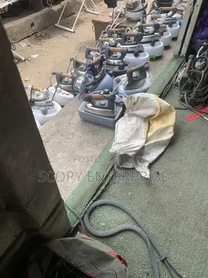 Industrial Steam Irons for Laundry and Fashion