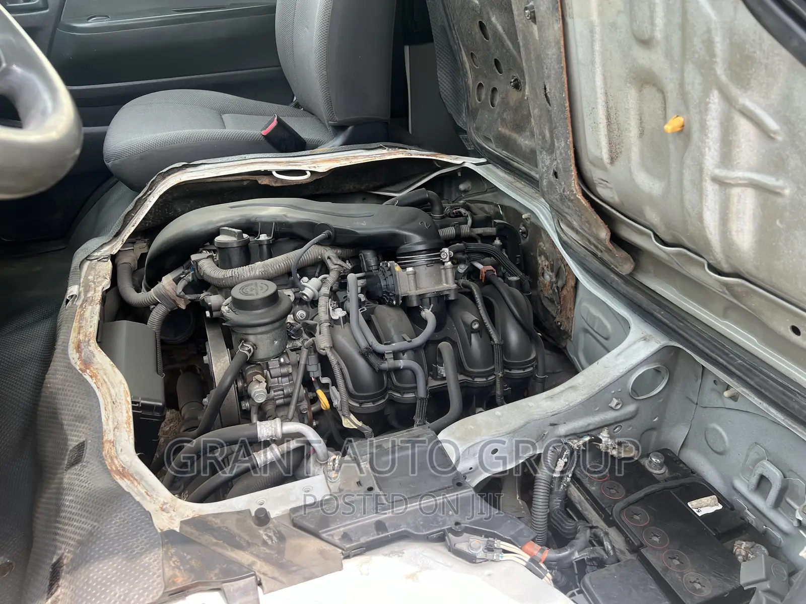 Toyota HiAce 2014 White