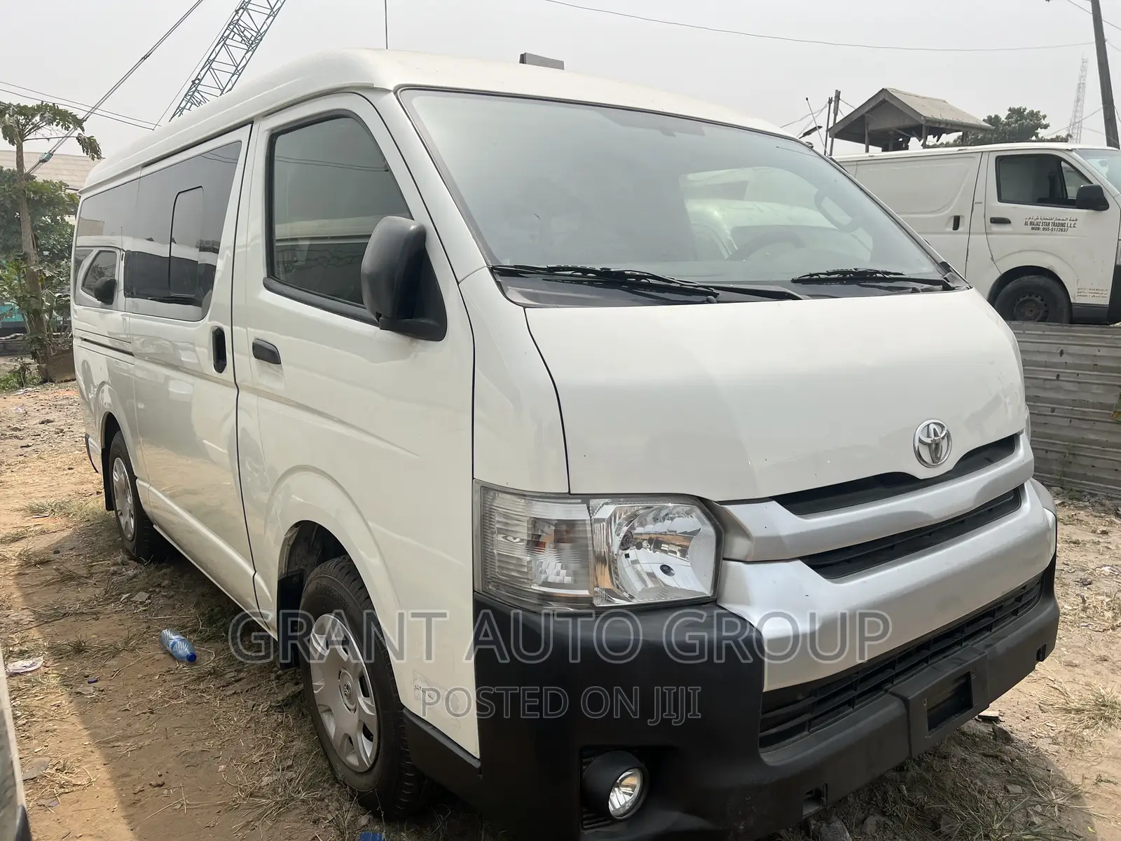 Toyota HiAce 2014 White