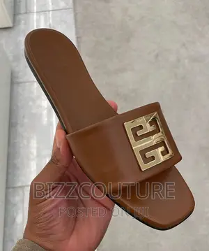 Original GUCCI Leather Slippers Available in Store