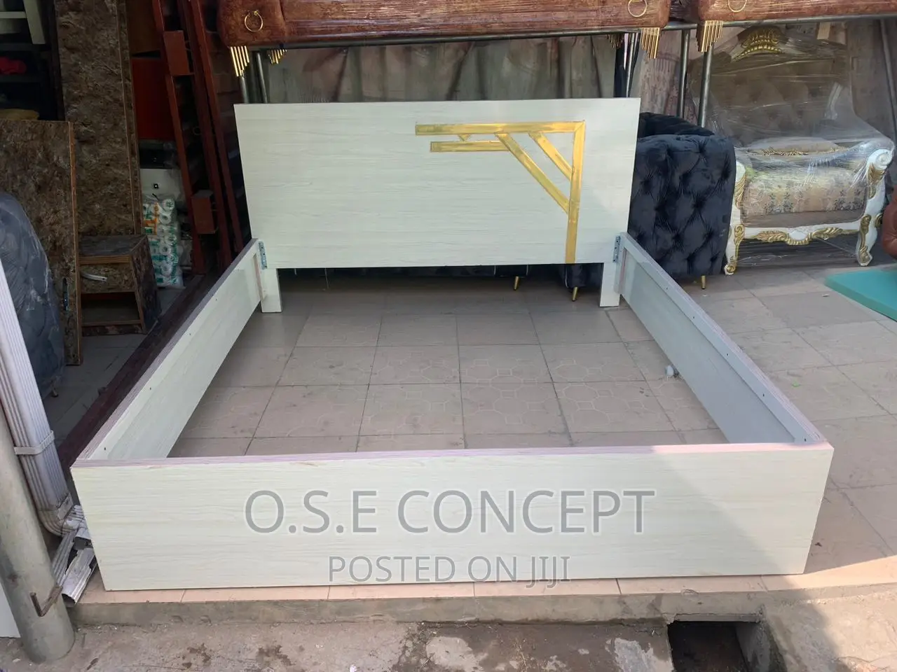 Quality Ceam 6*6 Bedframe