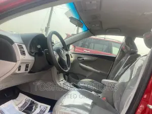 Toyota Corolla 2013 Red