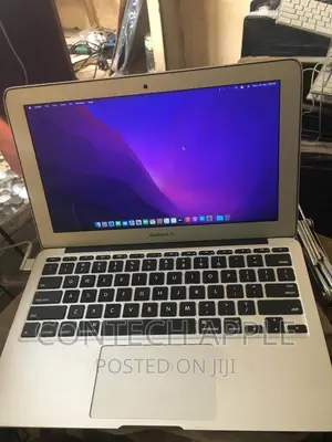 Laptop Apple MacBook Air 2015 4GB Intel Core I5 SSD 128GB