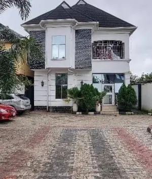 5bdrm Duplex in Eneka, Port Harcourt for sale