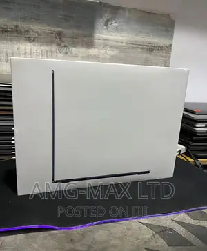 New Laptop Apple MacBook Air 2022 M2 8GB Apple M2 SSD 512GB