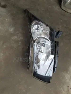 Headlamp for Chevrolet Cruze 2010