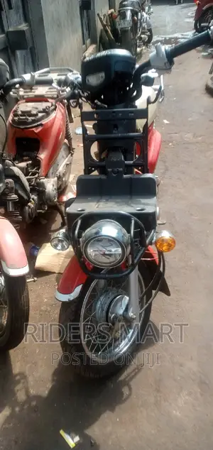 Honda CB 2020 Red