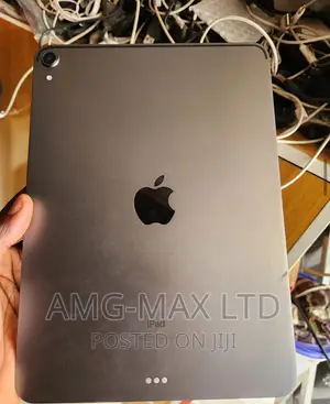 Apple iPad Pro 11 (2018) 64 GB Gray