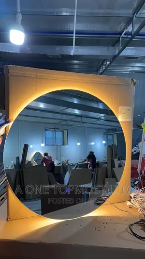 Led Mirror (3 In 1 Lighting)80 By 80cm