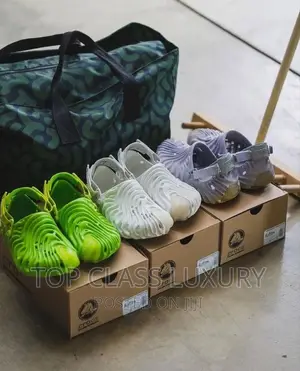 Original High Quality Crocs Men Women