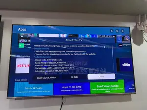 SAMSUNG 55" Smart Ultra HD HDR QLED TV With Bixby, Alexa
