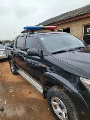 Hangout on Valentine’S Day Dm to Hire Any Vehicle FRM Us