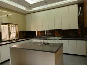 5bdrm Duplex in Asokoro for rent