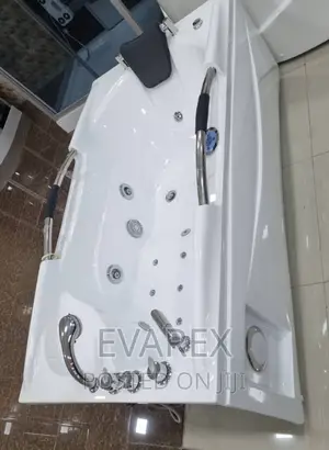 White Jacuzzi Bathtub, Single.
