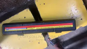 1/2 Torque Wrench 28-210n/M