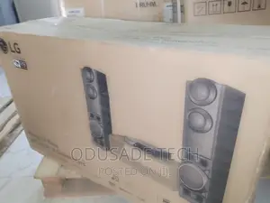 New in Lg Home Theatre System With DVD Lhd687bg