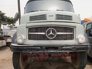 Clean Foreign Used Mercedes-benz Tipper
