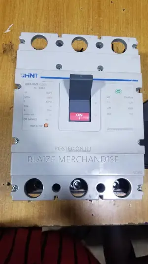 800a 3pole McCb Circuit Breaker Chint