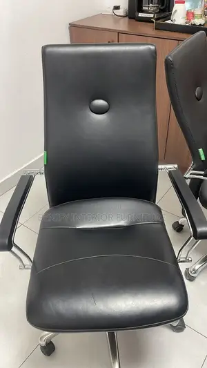 High-Back Executive Swivel Office Desk Chair