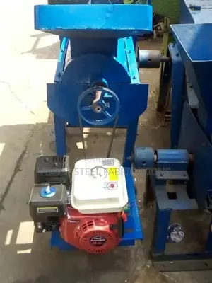 Maize Sheller Corn Thresher Machine With Engine
