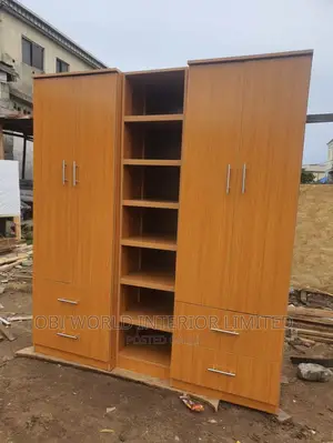 5by7 Wardrobe With Racks