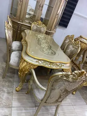 Royal Dining