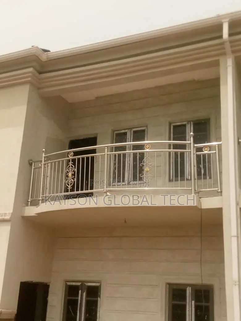 Quality Curve Handrail