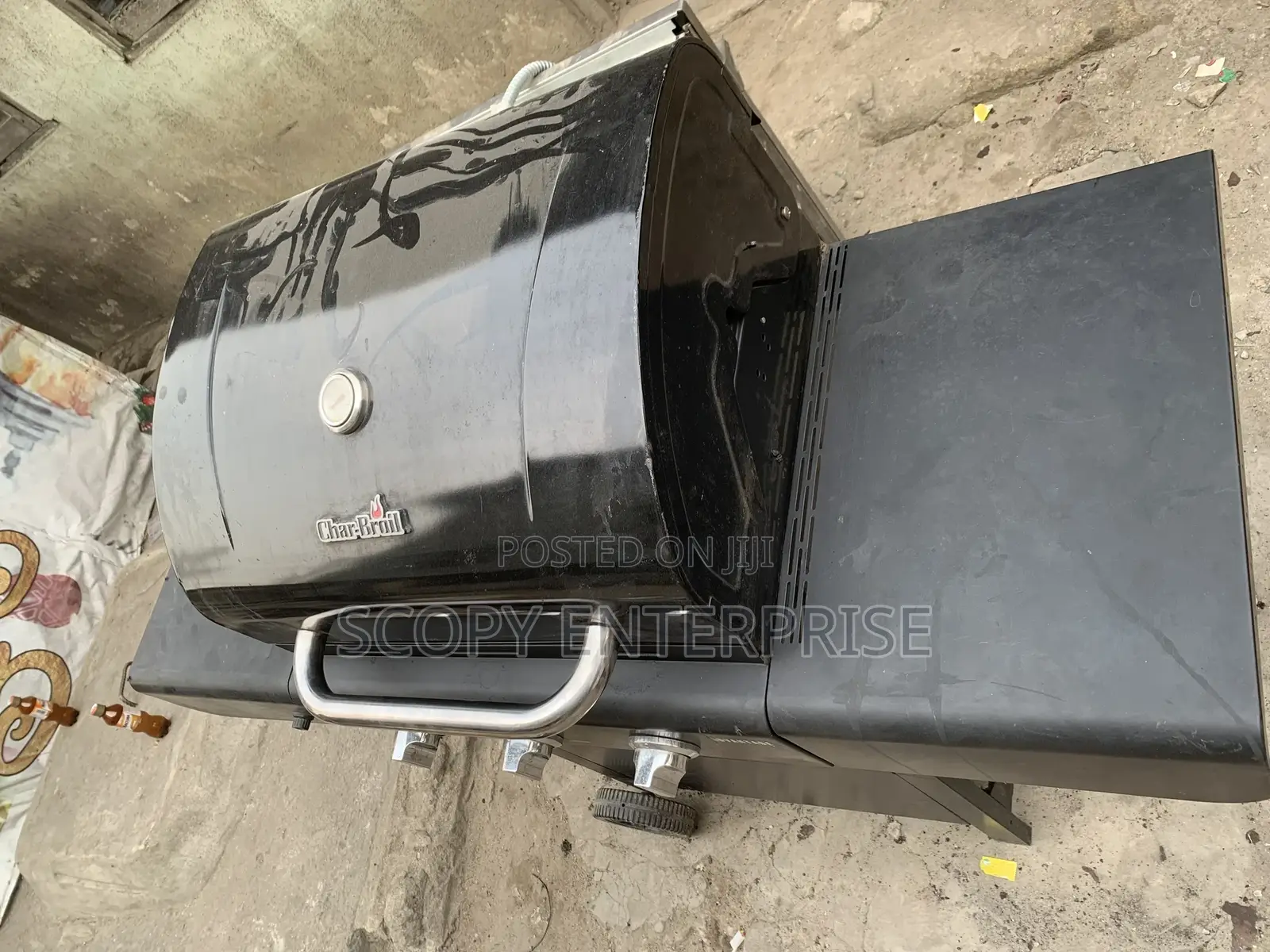 Barbecue Standing Machine
