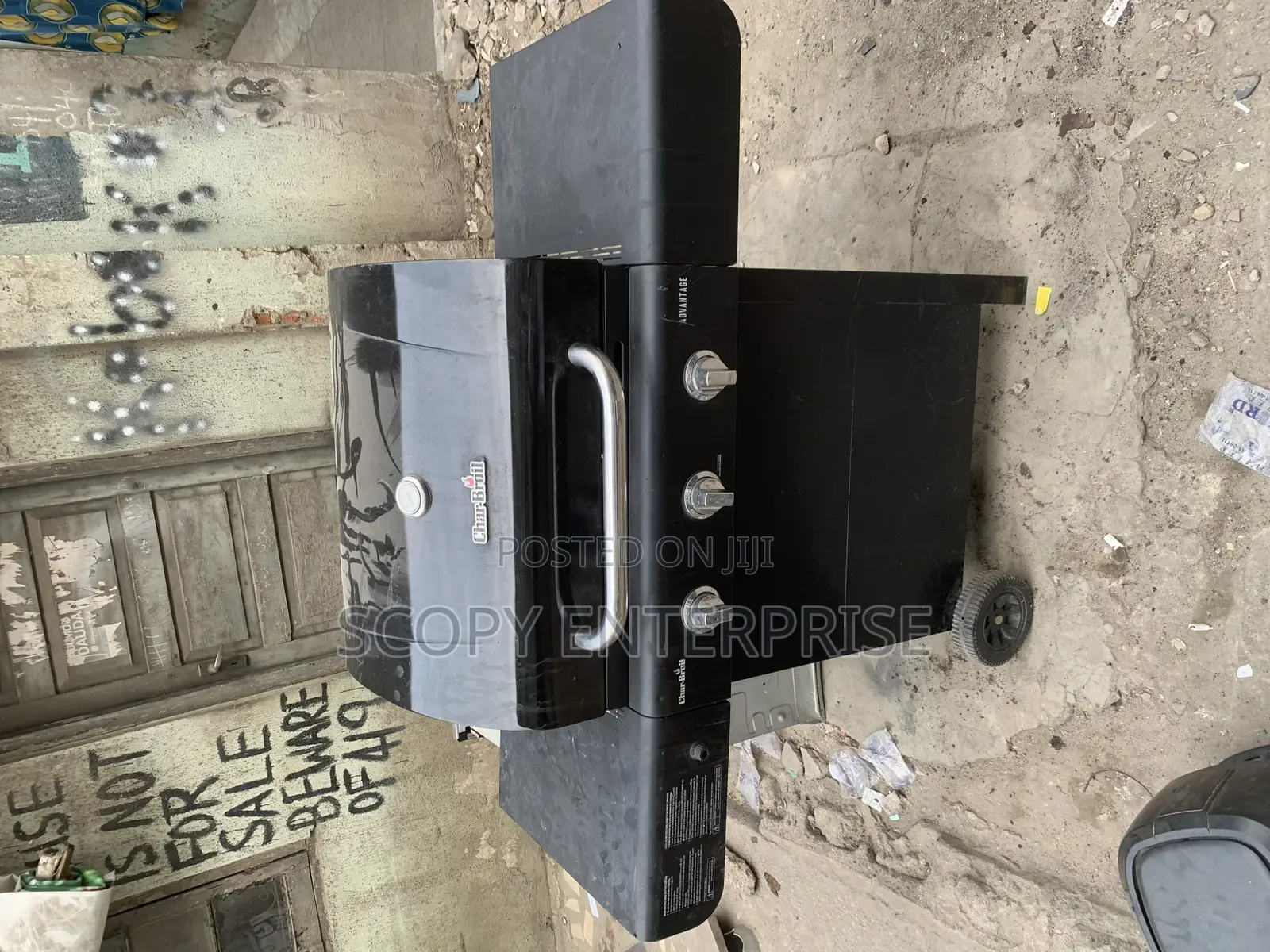 Barbecue Standing Machine