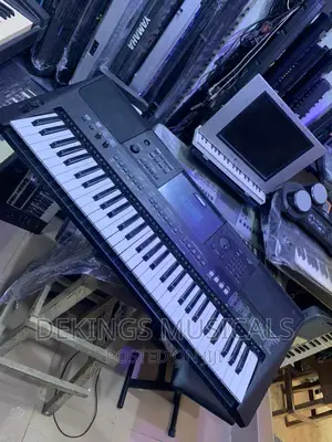 Yamaha PSR E463 Keyboard Used