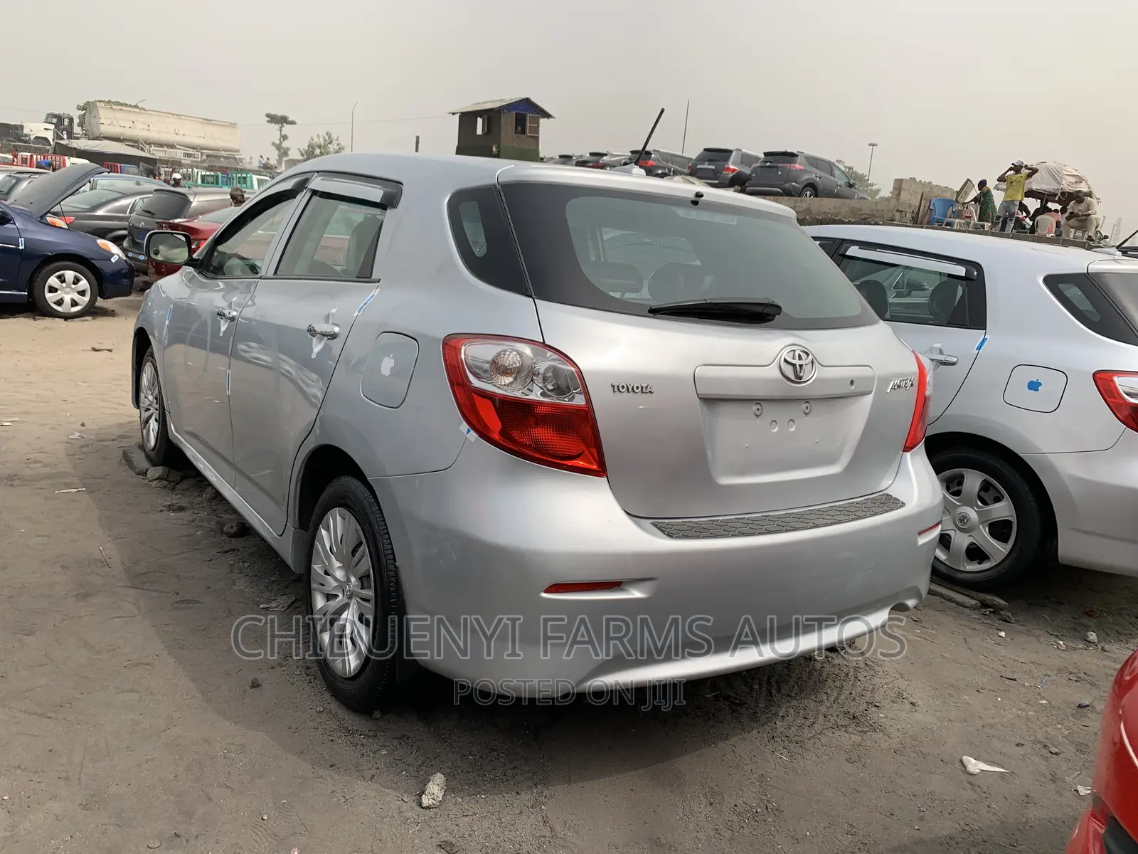 Toyota Matrix 2010 Silver