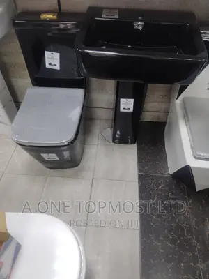 Executive Water Closet (Black)