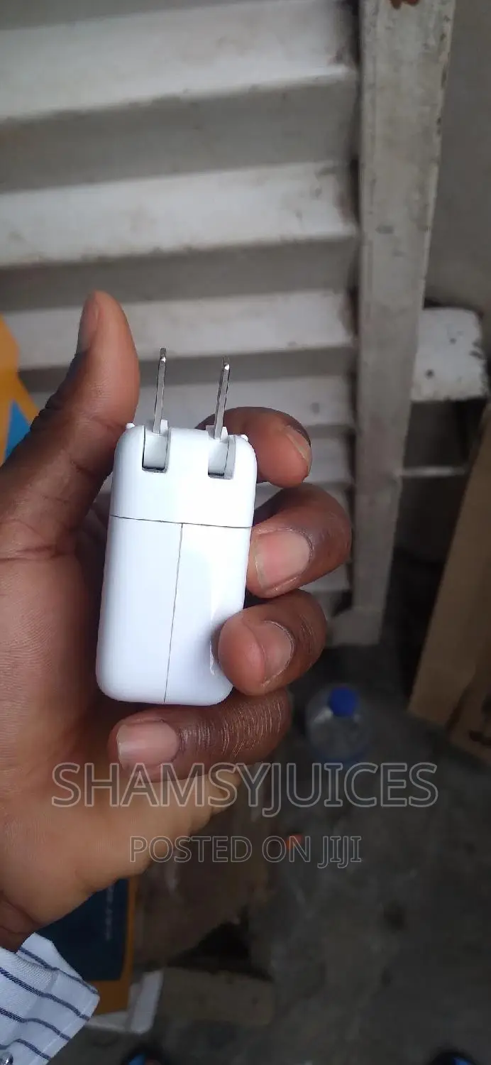 Follow Come 30watts Macbook Air Charger
