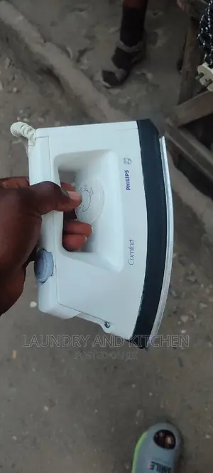 Philips Steam Iron for Fashion and Home Use
