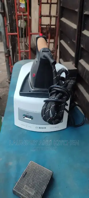 Bosch Industrial Steam Iron for Laundry, Fashion and Home.