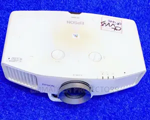 5200 Large Venue Cinema And Crusade Projectors Lekki , Ikeja