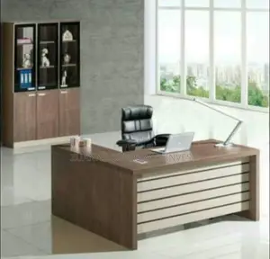 Executive Table 1.6m