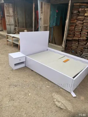41⁄2 By 6ft Bed Frame..