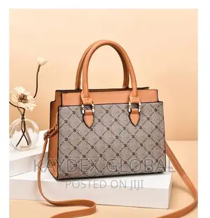 Ladies Classic Medium Handbag