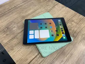 Apple iPad 10.2 (2021) 64 GB Gray